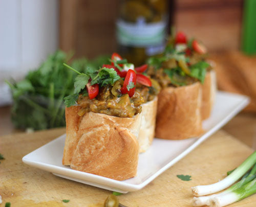 Bunny chow with coconut lentil curry